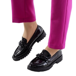 Sapato preto lacado Zezag