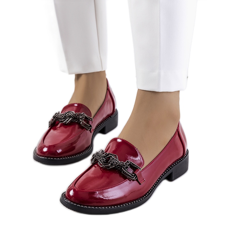 Sapatos femininos vermelhos por Sakina