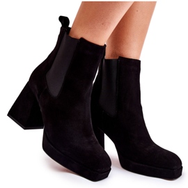 Botas de camurça com salto grosso Laura Messi 2519 Preto Botas de camurça com salto grosso Laura Messi 2519 Preto