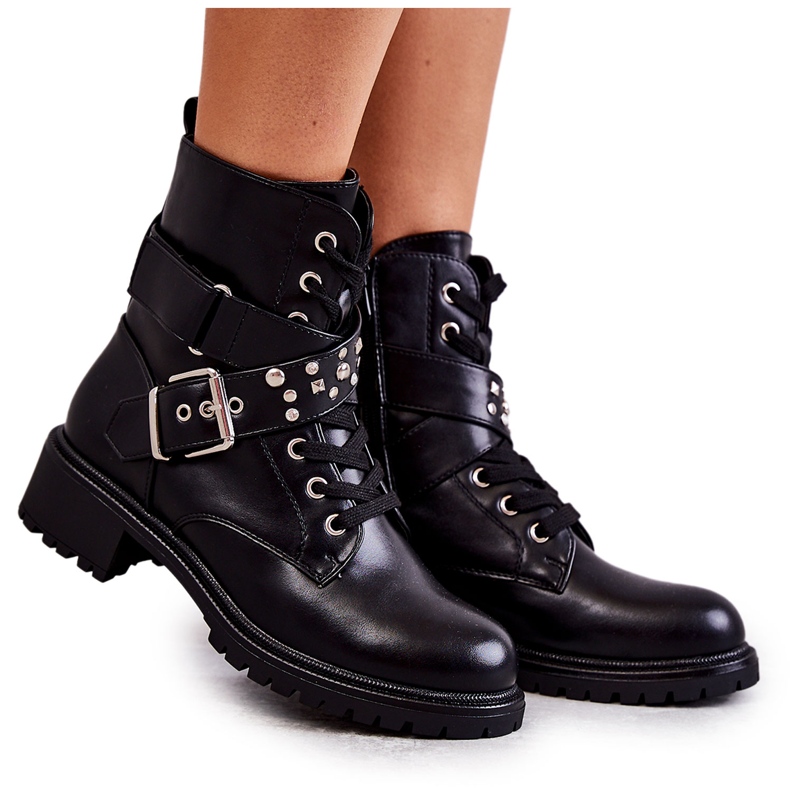 PG1 Botas de couro ecológico Lanelly pretas com cinto e tachas preto PG1 Botas de couro ecológico Lanelly pretas com cinto e tachas preto