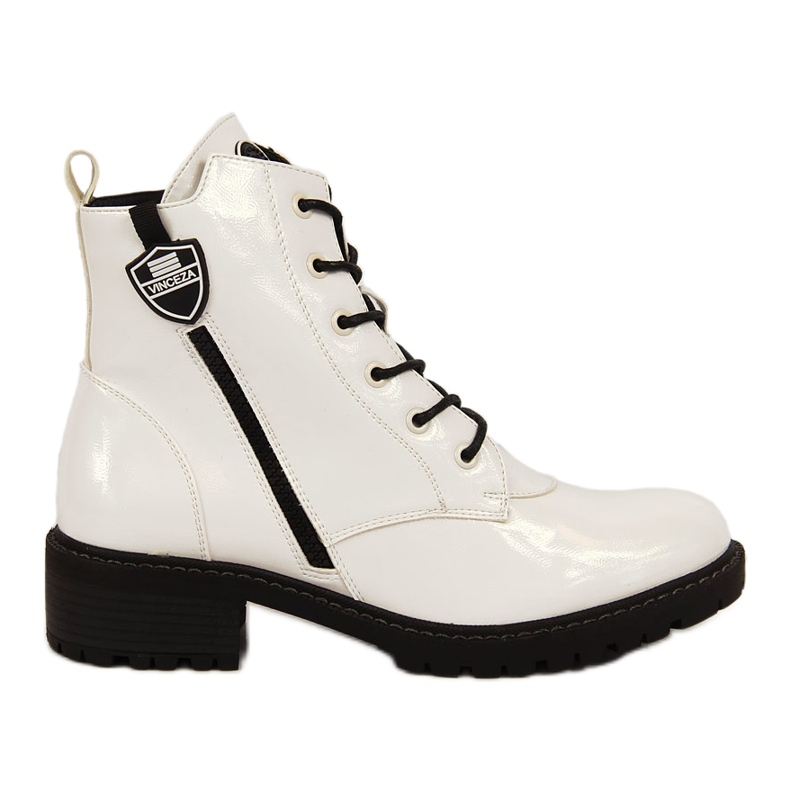 Botas femininas, botas Vinceza lacadas brancas isoladas branco