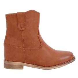 Botas em um salto de cunha Austin Camel escondido marrom