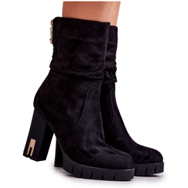 PG1 Botas de camurça com salto preto Volter