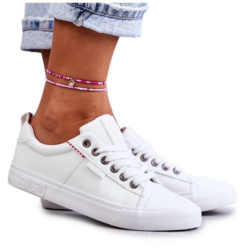 Tênis feminino baixo de couro Big Star KK274005 branco