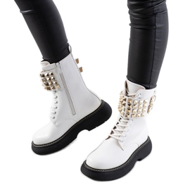 Botas brancas com tachas Lacer branco Botas brancas com tachas Lacer branco