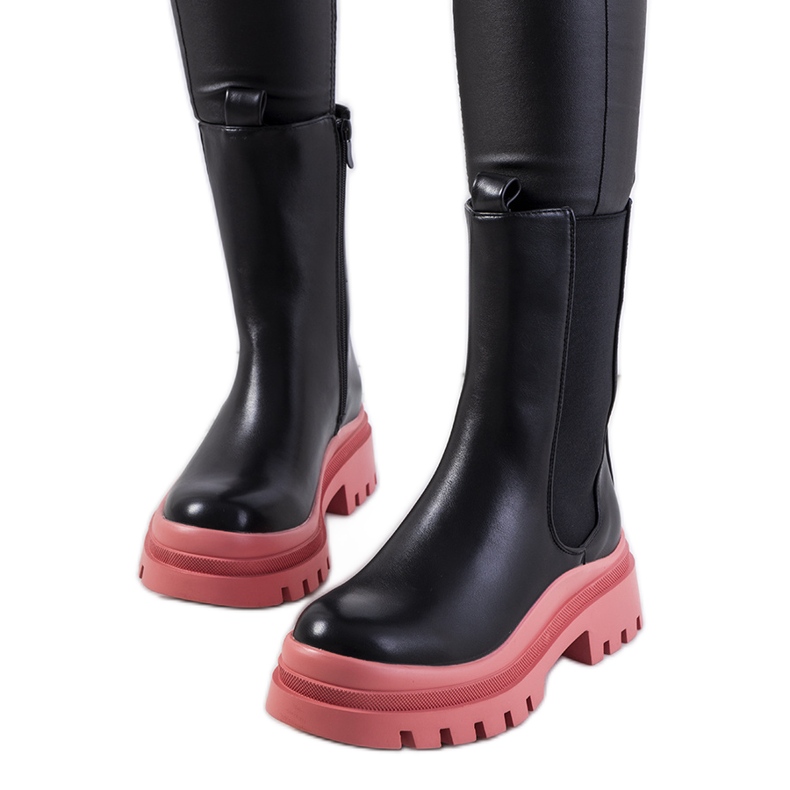 Botas pretas na plataforma rosa Ruket preto