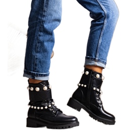 Botas pretas com pérolas Carvala preto
