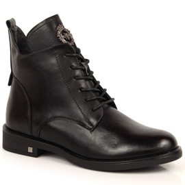 Botas com um ornamento isolado Potocki W WOL92A preto