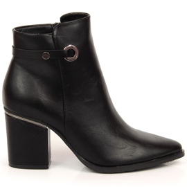 Botas no poste isolado Potocki W WOL96A preto