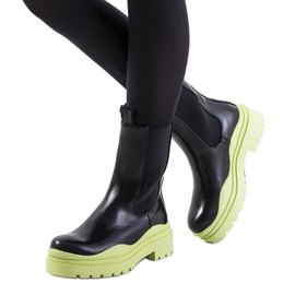 Botas pretas com sola verde Nester preto
