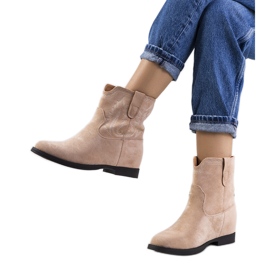 Botins bege com cunha Wolfpine coberta Botins bege com cunha Wolfpine coberta