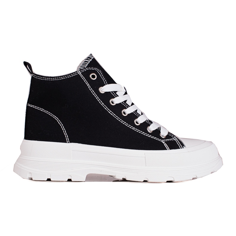 Tênis feminino preto e branco com cadarço na plataforma Shelovet