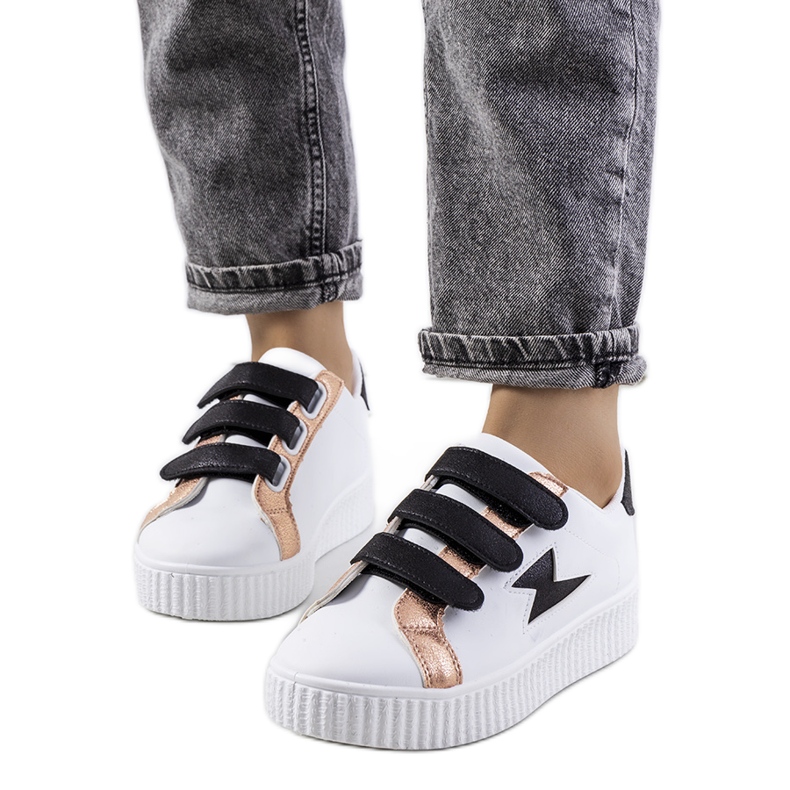 Tênis branco Pitmerden preto