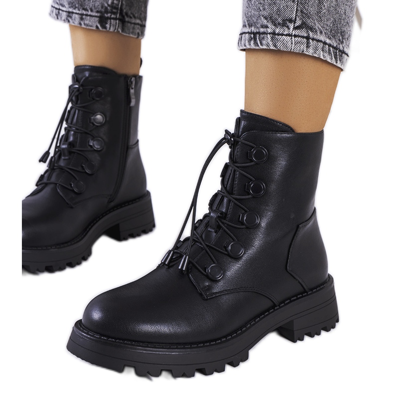Bota preta de couro ecológico Cesterfield preto
