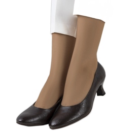 Bombas Vinarnik clássicas castanhas castanho