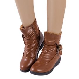 PA1 Botins de cunha castanha com fivela Slater marrom