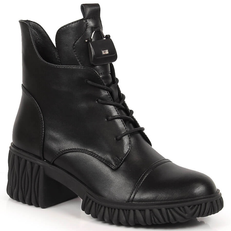 Botas femininas de couro Artiker pretas no poste preto