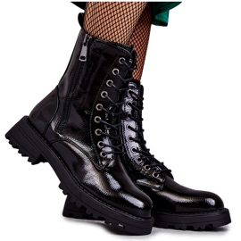 Botas de couro com salto plano preto Estela