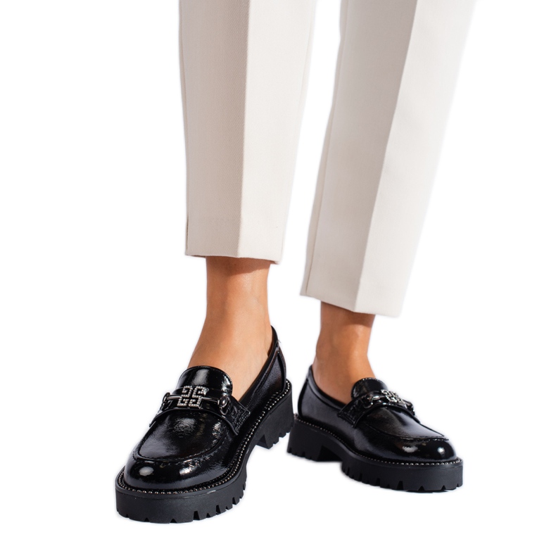 Mocassins femininos lacados em sola grossa Shelovet preta preto