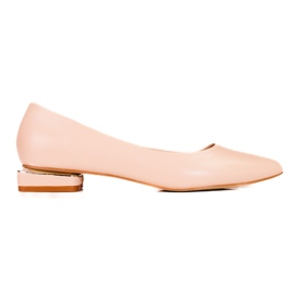 Sapatos femininos bege com salto baixo Shelovet