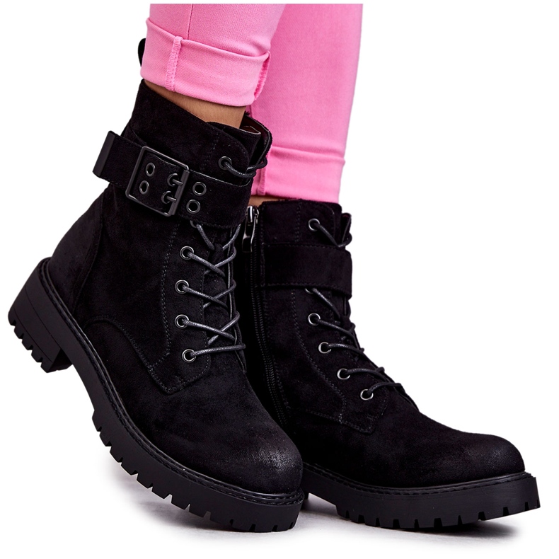 Botas femininas de camurça com cadarço em um salto plano preto Firmina