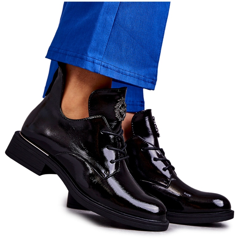 Vinceza Botas Lacadas Lacadas Com Recortes Preto Fabiana