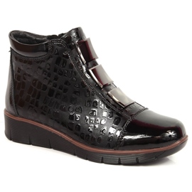 Botins de couro lacado com isolamento preto Filippo Botins de couro lacado com isolamento preto Filippo