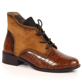 Botas Jezzi de mulher com atacadores e castanhos quentes