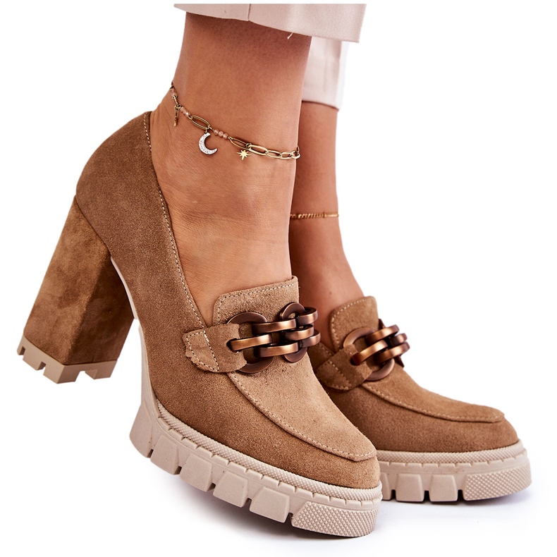 Sapatos de couro na plataforma e uma barra Lewski 3197 bege castanho