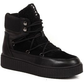 Botas femininas com cadarço com plataforma Laura La.Fi preta isolada preto