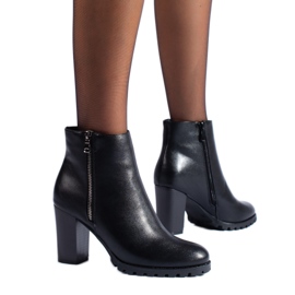 SHELOVET Botas femininas clássicas no poste Potocki preto