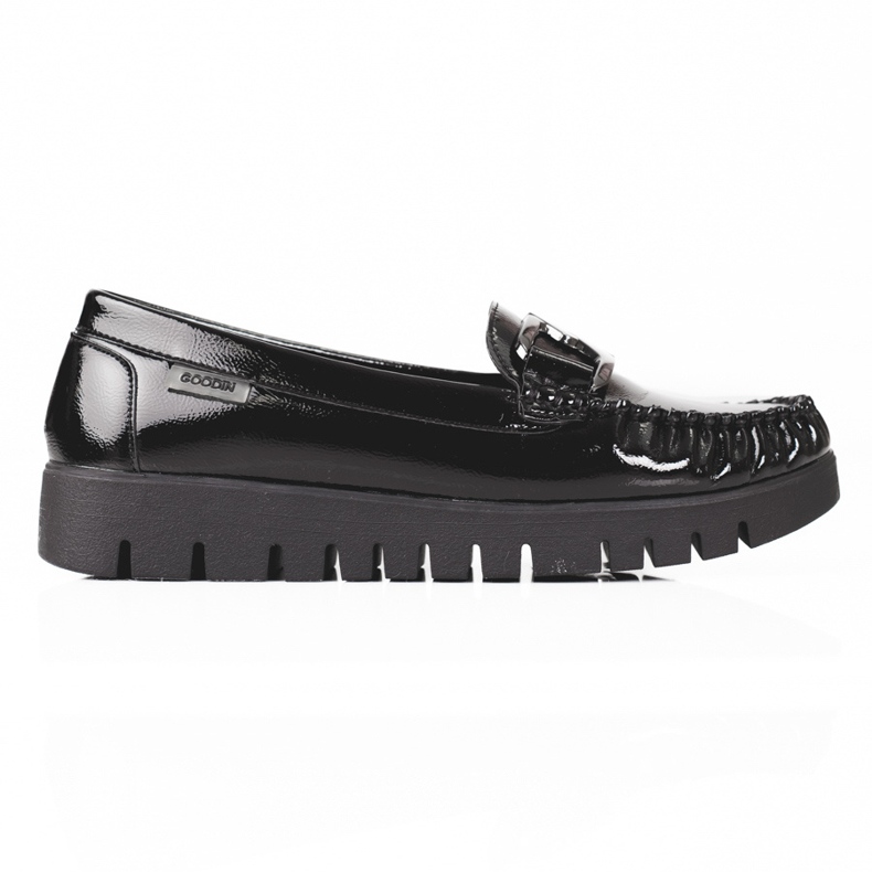 Mocassins pretos femininos na plataforma Shelovet