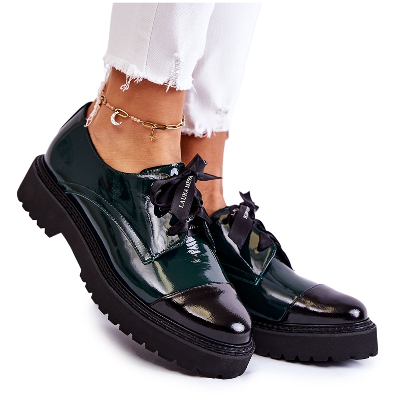 Tênis com cadarço lacado Laura Messi 2441 Verde