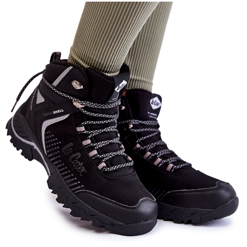 Botas de caminhada isoladas femininas Lee Cooper LCJ-22-01-1427L Preto