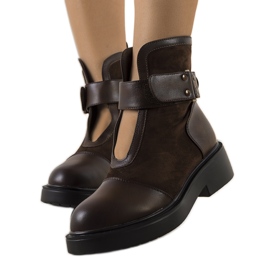 BM Botas de mulher castanhas Elbika marrom