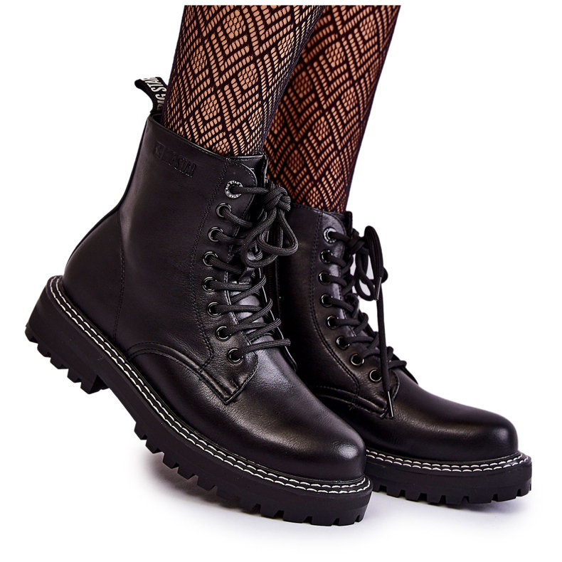 Botas femininas na plataforma Big Star Black KK274538 preto
