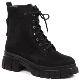 Trabalhadores de camurça feminina em uma plataforma isolada preta T.Sokolski preto