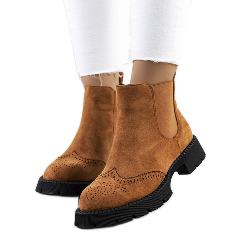 Botas Chelsea marrons em uma sola volumosa Newsome castanho