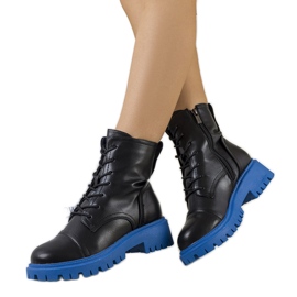 Botas pretas em uma sola azul Rukit preto
