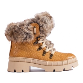 Botas de caminhada de mulher com pelo bege