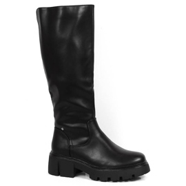 Botas pretas femininas em bloco e plataforma, pretas isoladas Sergio Leone preto