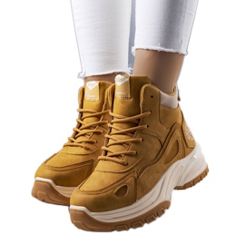 Botas de camelo isoladas LCJ-22-44-1354L Lee Cooper marrom
