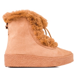 Botas de neve femininas na plataforma shelovet marrom