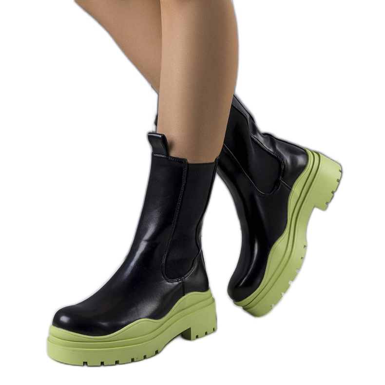BM Botas pretas com sola Jadiel verde preto