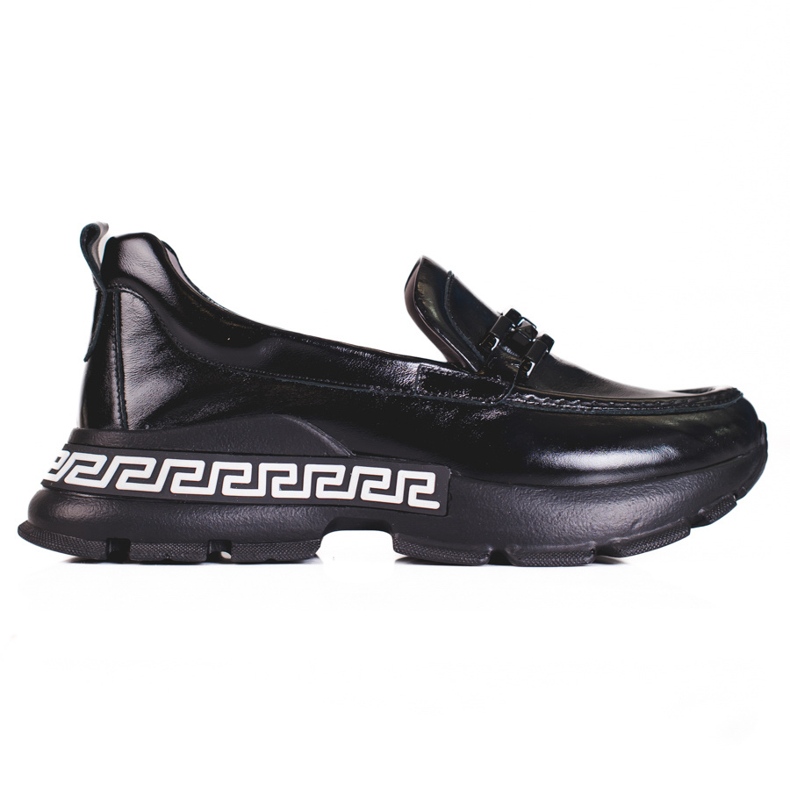 Sapatos femininos pretos em couro Shelovet