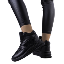 BM Tênis isolante preto Malvern