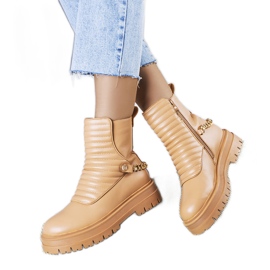 Botas isoladas bege com corrente Pareda Botas isoladas bege com corrente Pareda