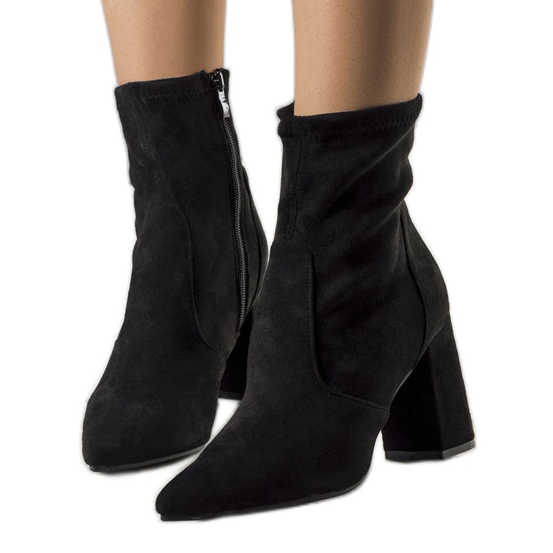 PA1 Botins pretos no poste Kensley