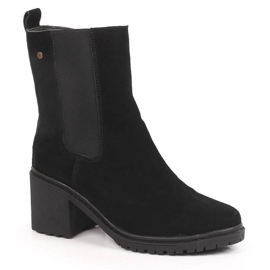 Botas Chelsea quentes no poste, isoladas Filippo W PAW392A preto