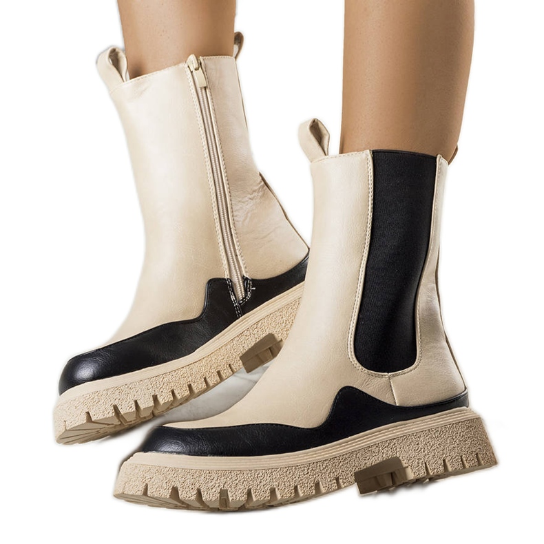 PA1 Botas bege e pretas da Valeris preto